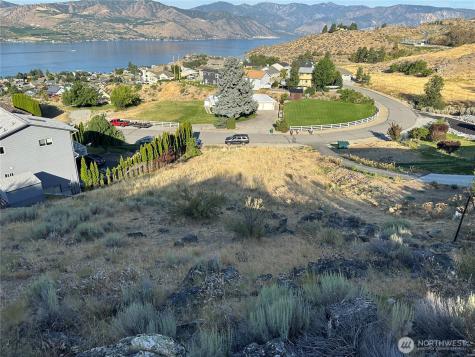 211 Pinnacle Place Chelan WA 98816