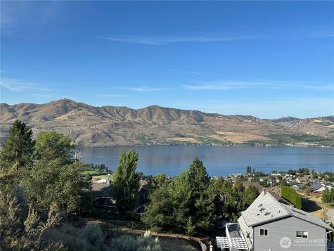 211 Pinnacle Place Chelan WA 98816