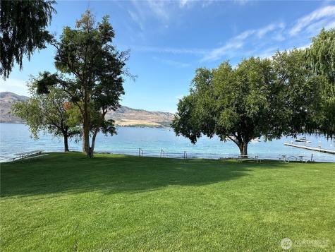 211 Pinnacle Place Chelan WA 98816