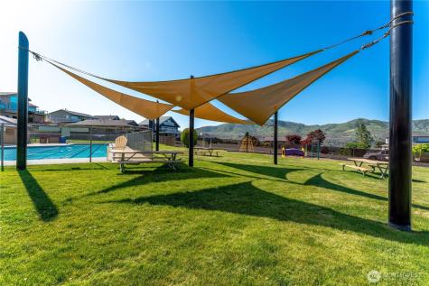 211 Pinnacle Place Chelan WA 98816