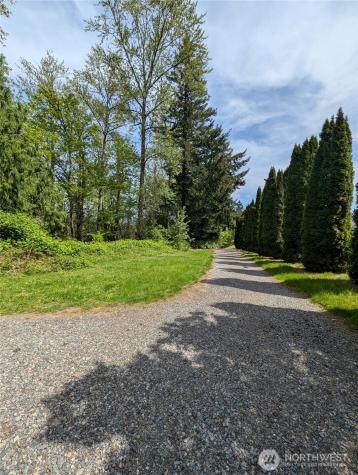 4611 268th Avenue NE Redmond WA 98053