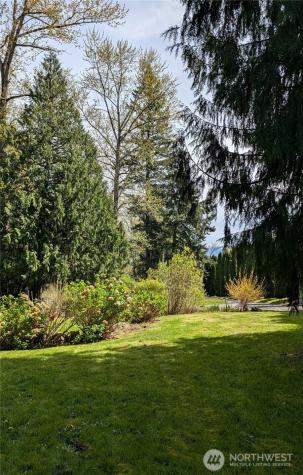 4611 268th Avenue NE Redmond WA 98053