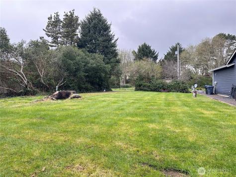 324 Clover Creek Avenue NW Ocean Shores WA 98569