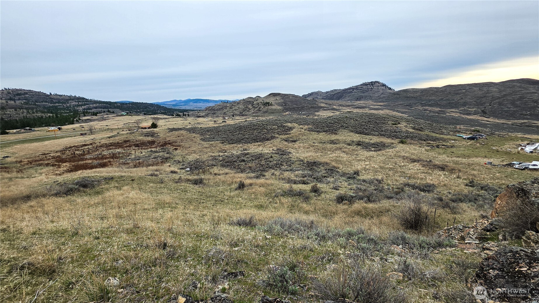 174 Round Up Road Oroville WA 98844