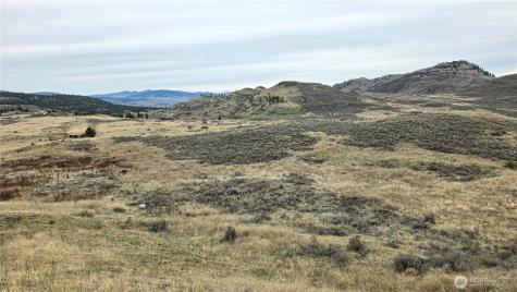 174 Round Up Road Oroville WA 98844