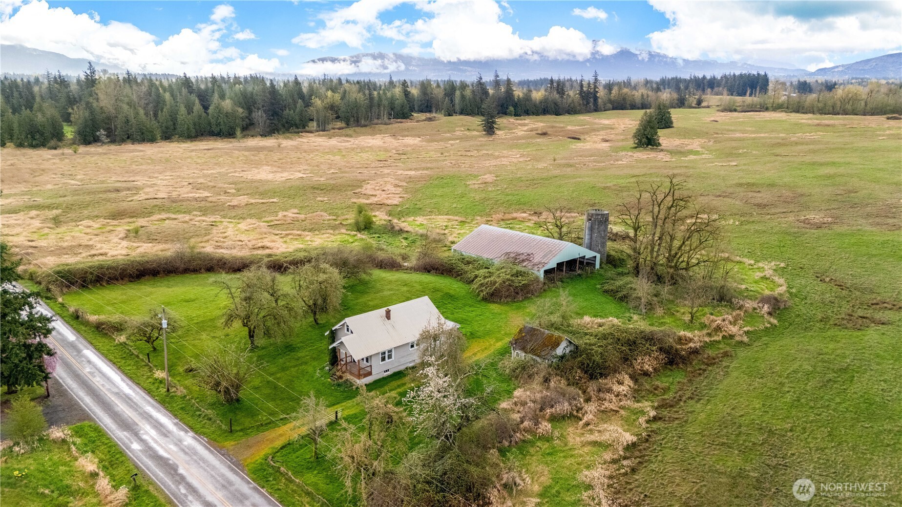 1817 Central Road Everson WA 98247