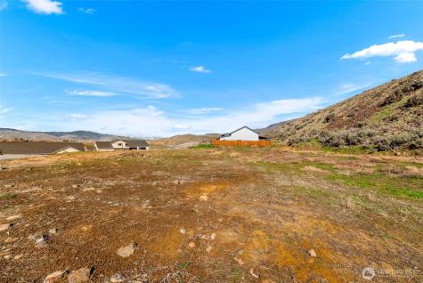 345 S Partridge Lane East Wenatchee WA 98802