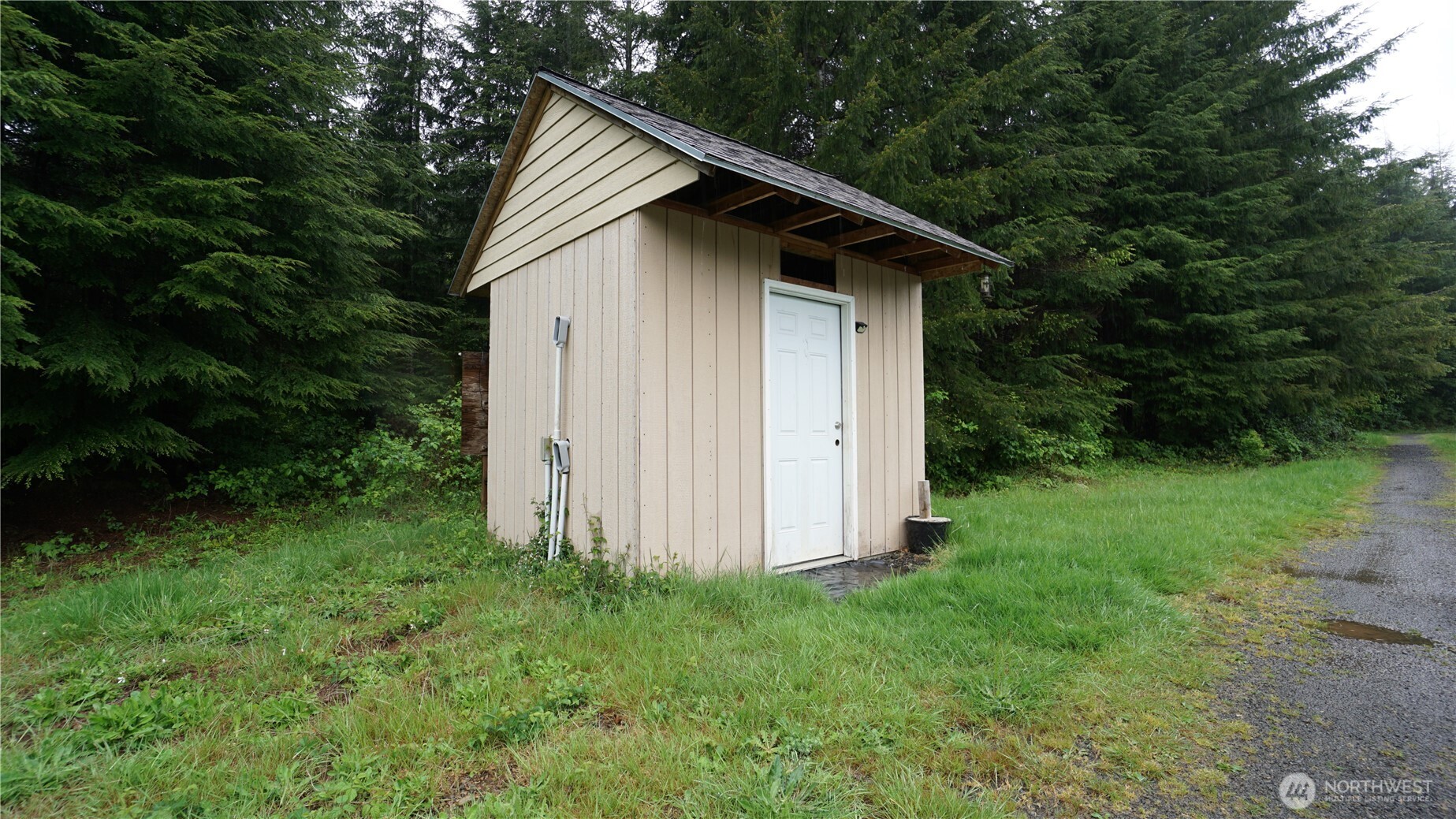 84 Hanson Road Hoquiam WA 98550