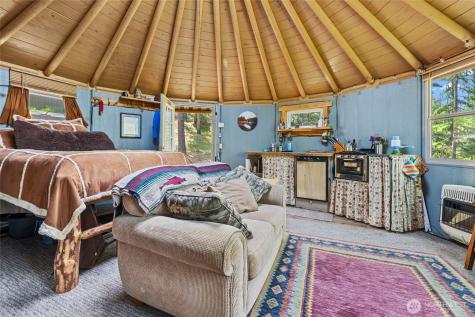 2017 Clugston Onion Creek Road Colville WA 99114