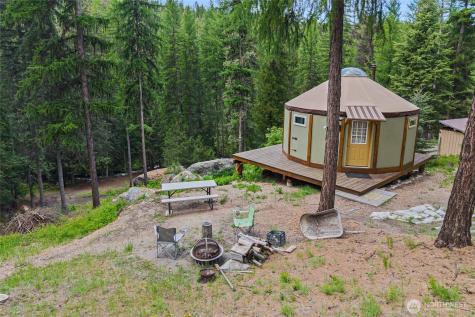 2017 Clugston Onion Creek Road Colville WA 99114