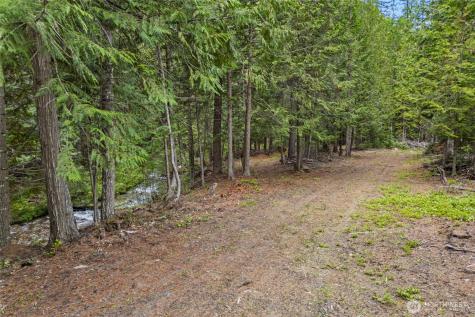 2017 Clugston Onion Creek Road Colville WA 99114