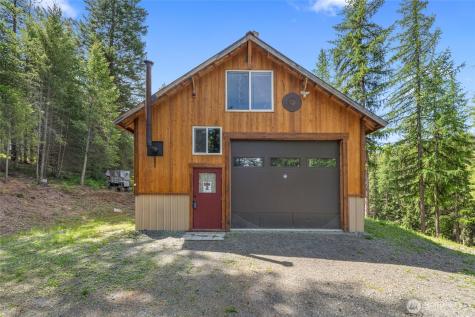 2017 Clugston Onion Creek Road Colville WA 99114