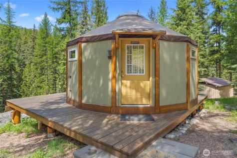 2017 Clugston Onion Creek Road Colville WA 99114