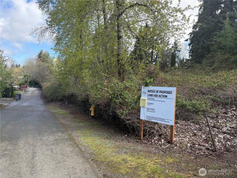 8213 118th Avenue SE Newcastle WA 98056