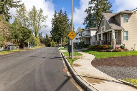 8213 118th Avenue SE Newcastle WA 98056