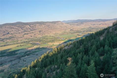 111 Eaglebluff Oroville WA 98844