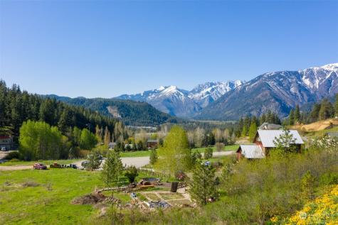 10690 Fox Road Leavenworth WA 98826