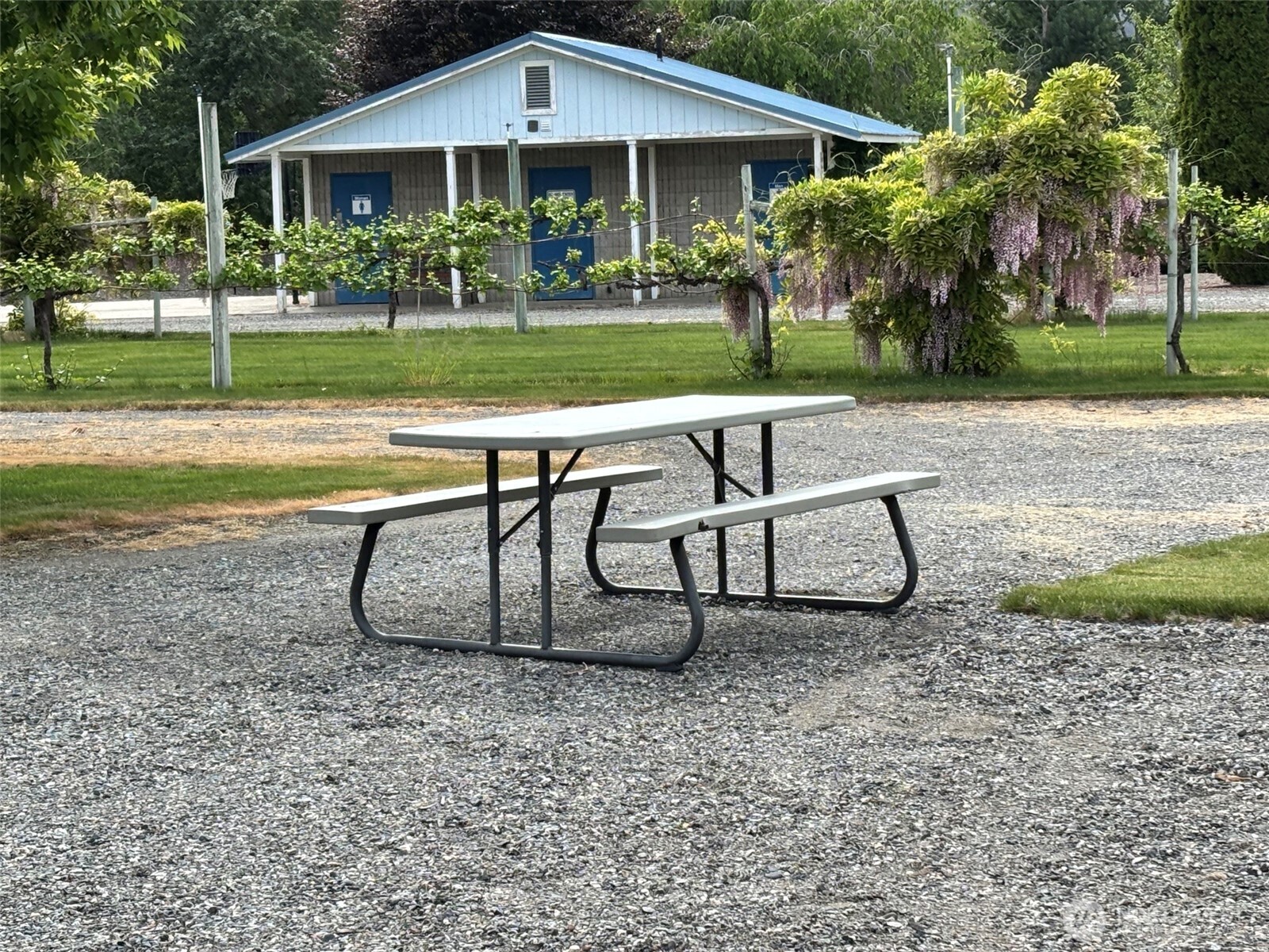 17 Oro Beach Drive Oroville WA 98844
