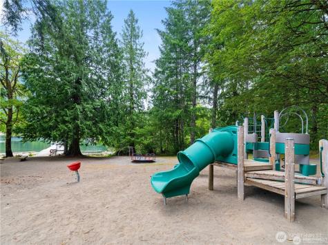 1291 N Potlatch Drive Hoodsport WA 98548