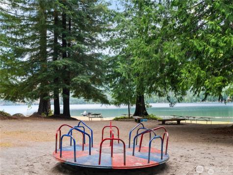 1291 N Potlatch Drive Hoodsport WA 98548