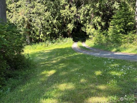 8016 S Toma Lane Clinton WA 98236
