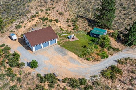 1478 Lodge Pole Road Road Chelan WA 98816