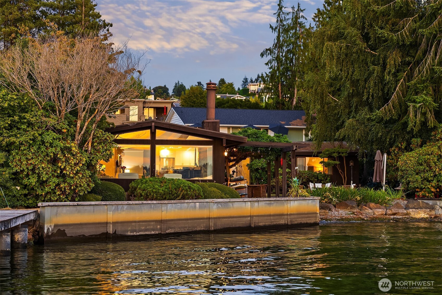 6209 Lake Washington Boulevard NE Kirkland WA 98033
