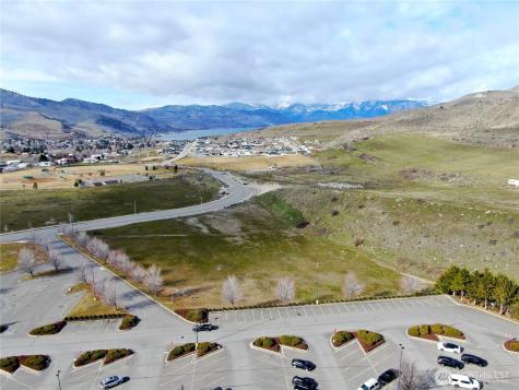 100 N Apple Blossom Drive Chelan WA 98816