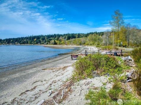 4552 Point White Drive NE Bainbridge Island WA 98110