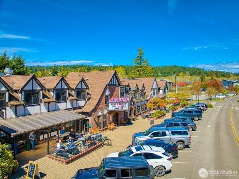 4552 Point White Drive NE Bainbridge Island WA 98110
