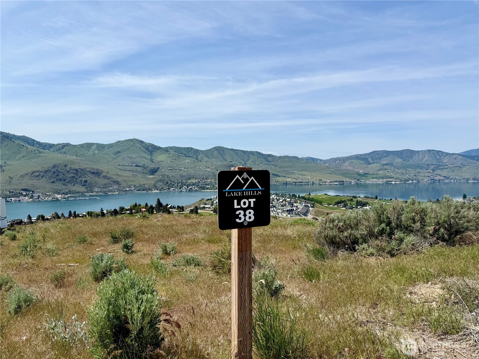 857 Long Drive Chelan WA 98816