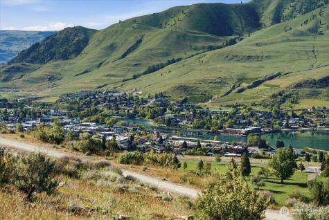 857 Long Drive Chelan WA 98816