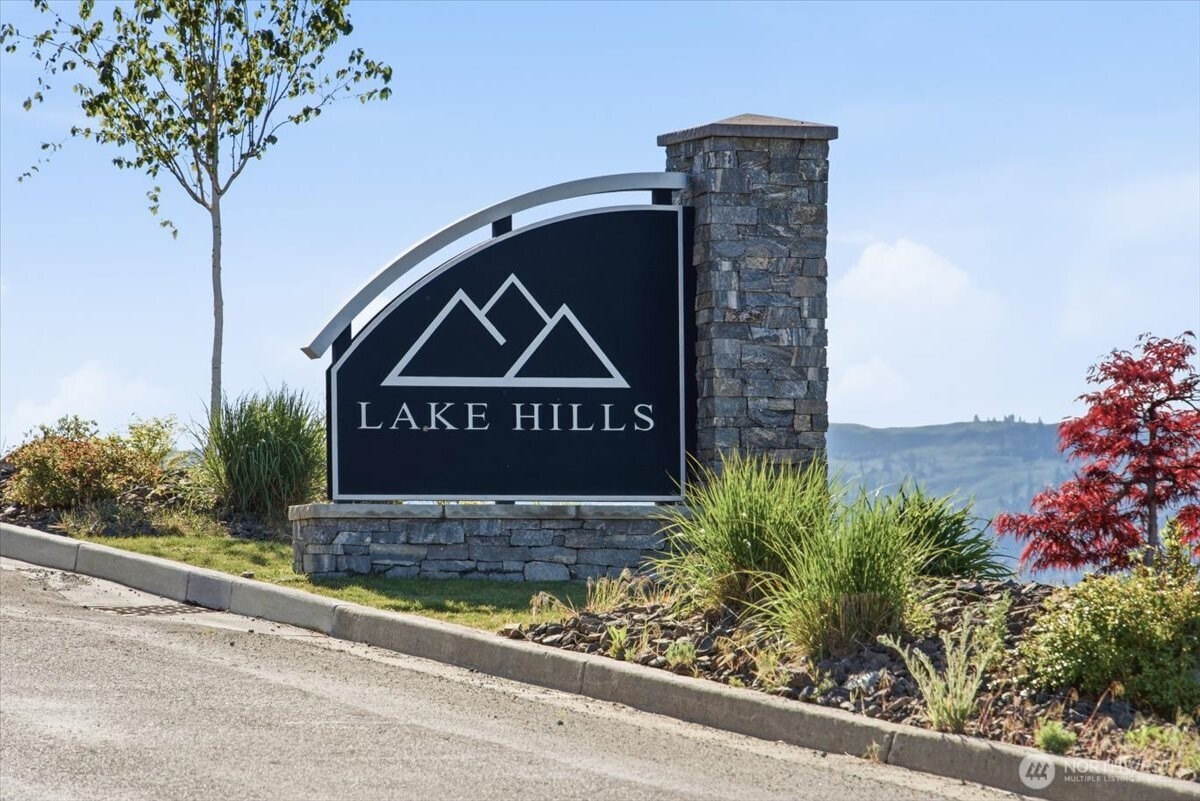857 Long Drive Chelan WA 98816