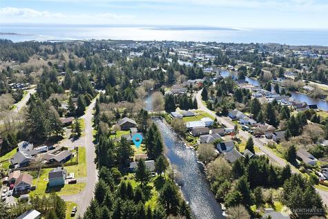 779 Albion Avenue SE Ocean Shores WA 98569