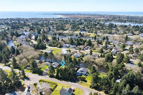779 Albion Avenue SE Ocean Shores WA 98569