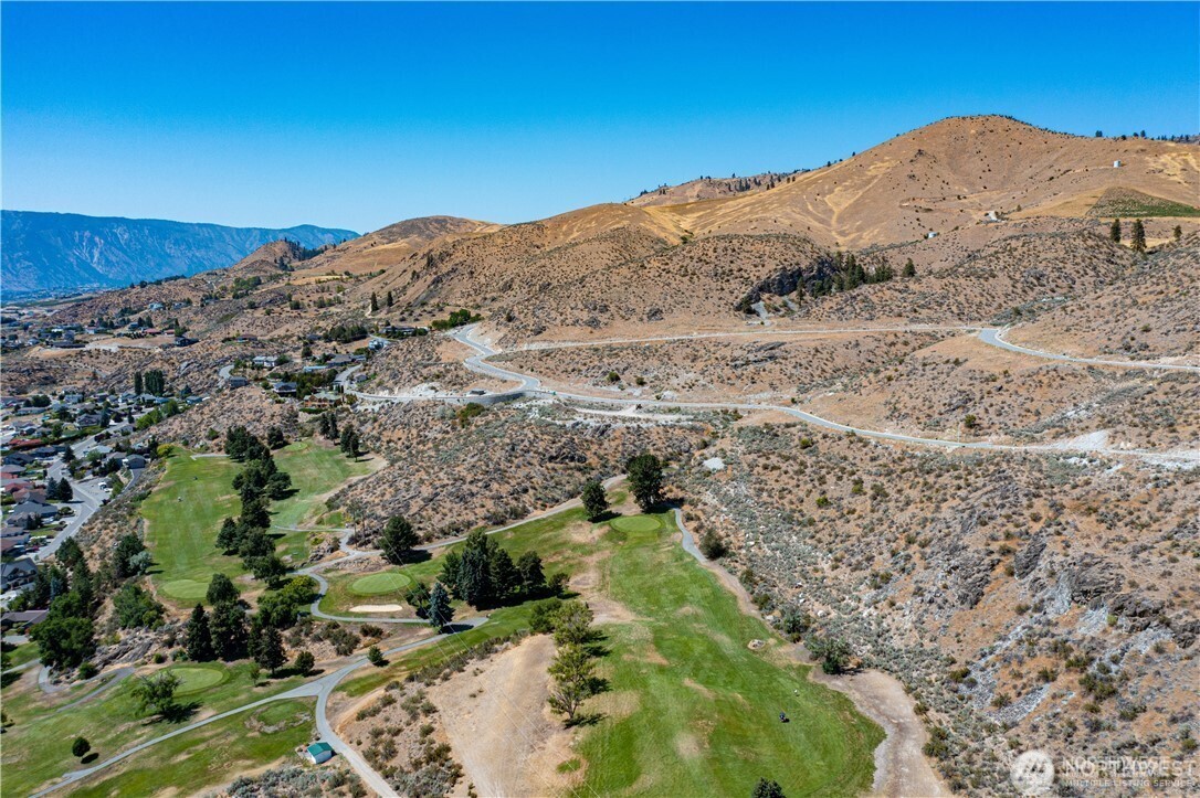 845 Long Drive Chelan WA 98816