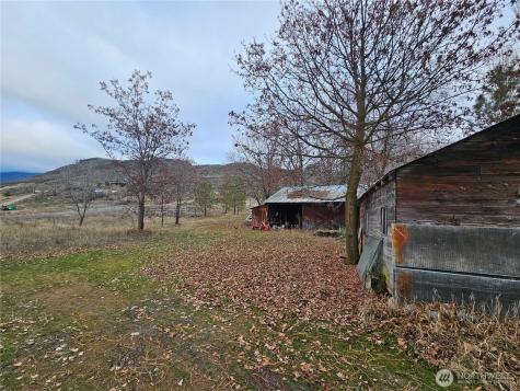 8 Oneil Road Oroville WA 98844