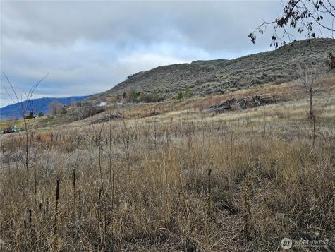 8 Oneil Road Oroville WA 98844