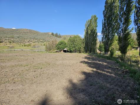8 Oneil Road Oroville WA 98844