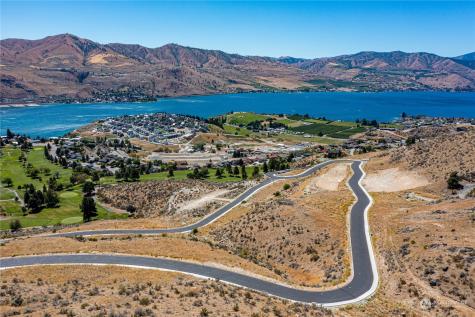 922 Long Drive Chelan WA 98816