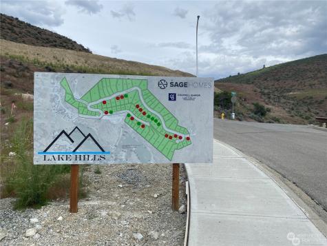 922 Long Drive Chelan WA 98816