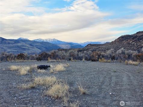 38 Pine Grove Road Oroville WA 98844