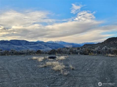 38 Pine Grove Road Oroville WA 98844