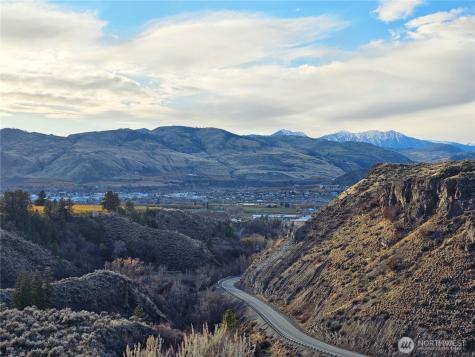 38 Pine Grove Road Oroville WA 98844