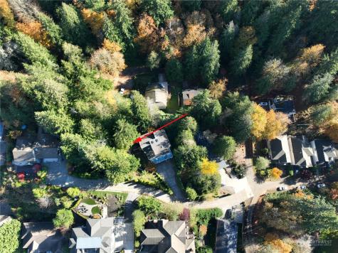 1518 207th Avenue NE Sammamish WA 98074