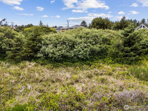 844 Point Brown Avenue NE Ocean Shores WA 98569