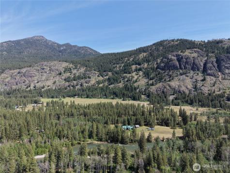 4 Mazama Meadows Lane Mazama WA 98833