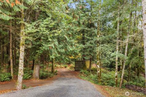 7698 Westerly Lane NE Bainbridge Island WA 98110