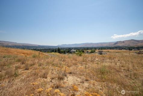 0 Lot 5 Ridgefield Way Wenatchee WA 98801