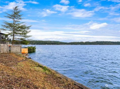 3356 Point White Drive NE Bainbridge Island WA 98110